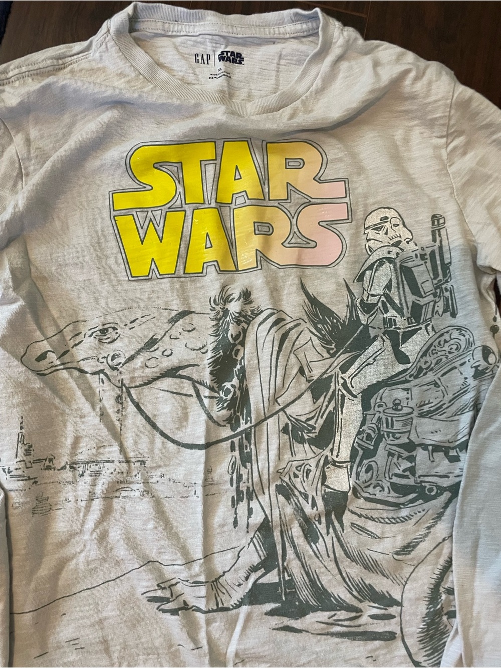GAP Star Wars Tee - Yellow and Pale Pink Logo Sz xl